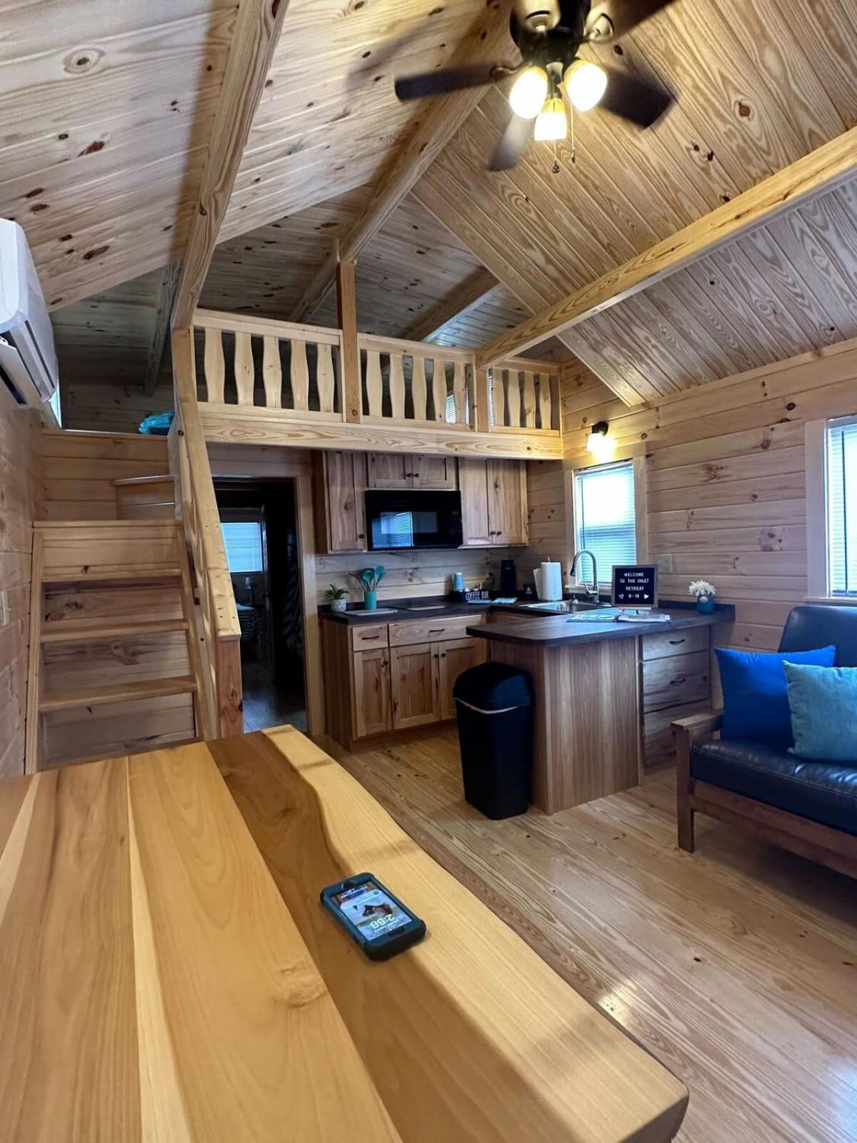 Get-Away Cabin In Surf City W Loft And Parking 外观 照片